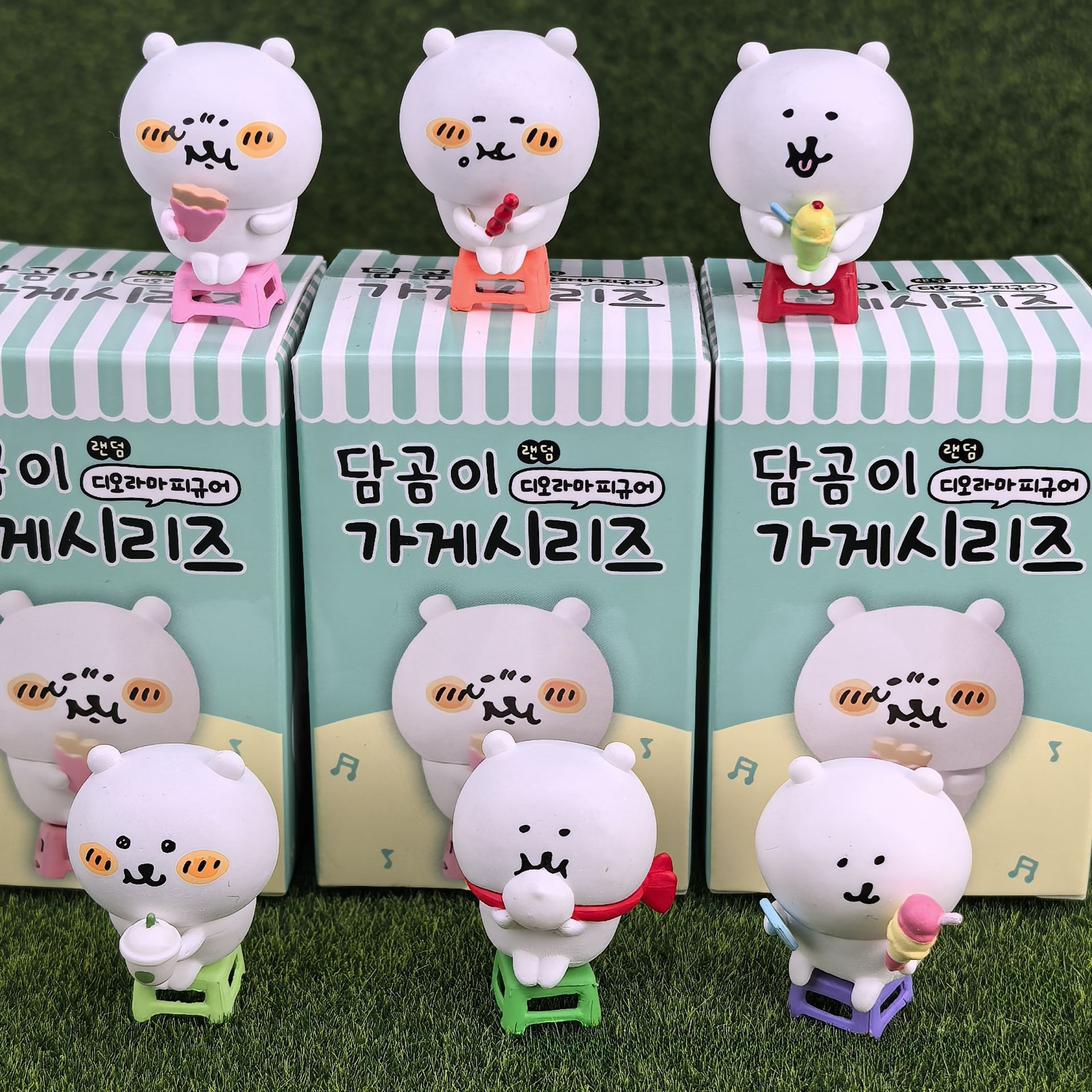 Anime Merchandise Box - Set Figur Blind Box Beruang Nagano