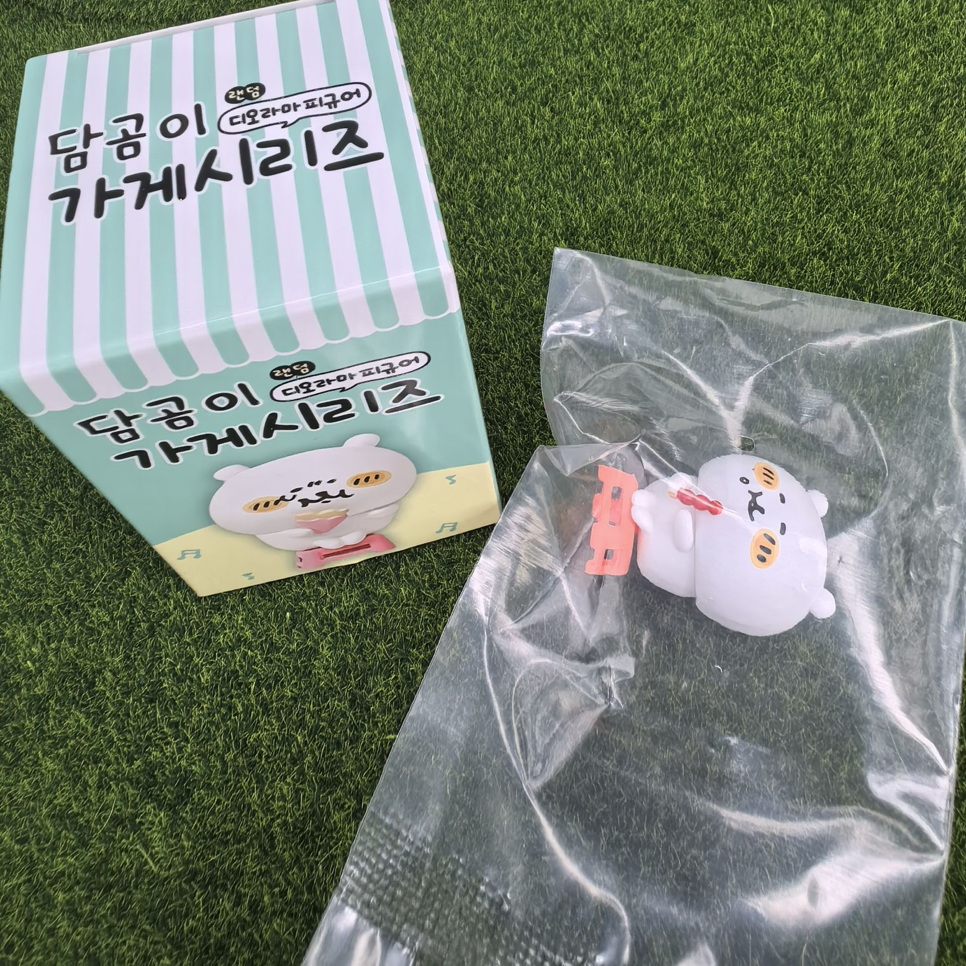 Set Figur Blind Box Beruang Na - Anime Merchandise Box ulasan dan harga